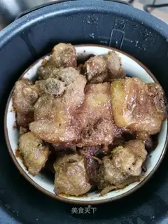 The varnished pelvis