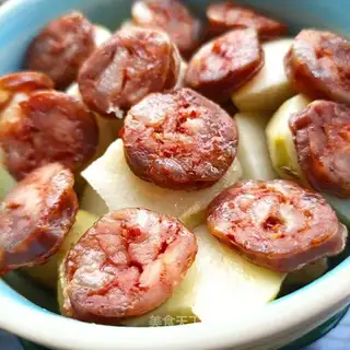 Spicy sausage, taro