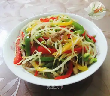 Spray pepper, soybean sprouts