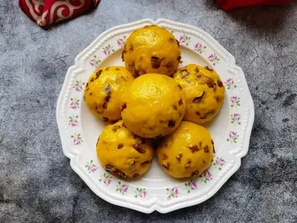 Pumpkin's milk red-tree nest