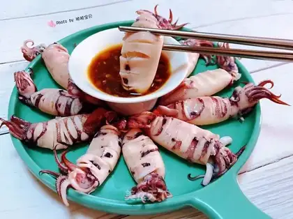 Burning little squid