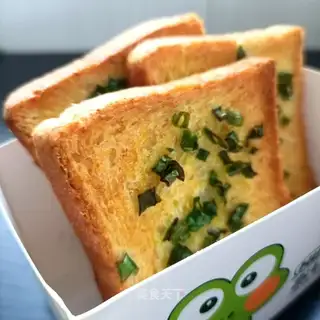 Onion toast