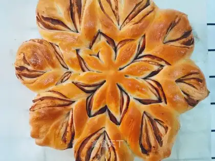 Flower bread