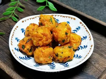 Fried carrot balls