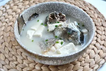 Fish tofu soup
