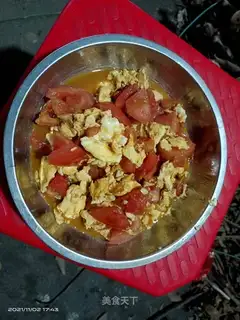 Tomato fried eggs