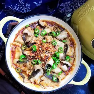 Spicy black fish tofu