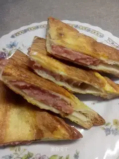Egg ham sandwich