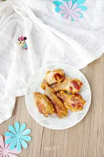 Paper bag, New Orleans roasted chicken wings