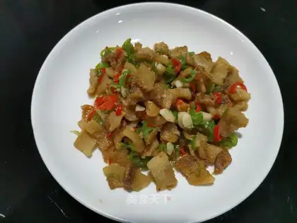 Cream pepper fried oil
