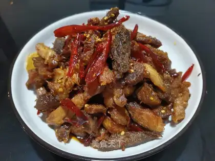 Spicy pork fries