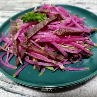 Beef with radish