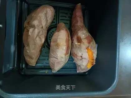 Roast potatoes