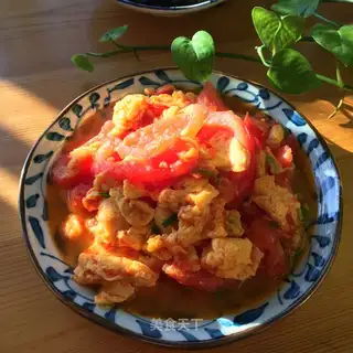Tomato fried eggs