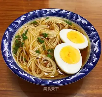 Onion egg noodles