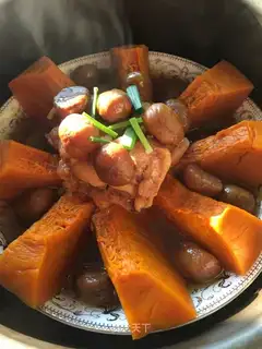 Scrambled pumpkin steamed chicken legs