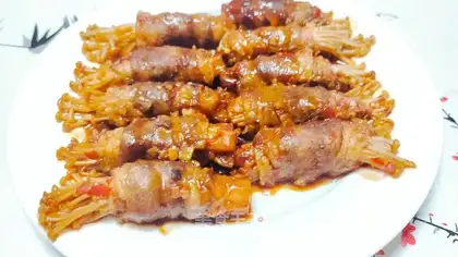 Golden mushroom roll