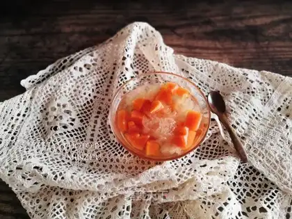 The papaya silver ear soup