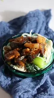 Red eggplant noodles