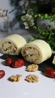 A walnut roll of red dates