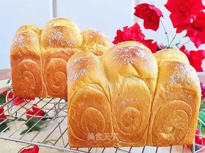 Cream toast