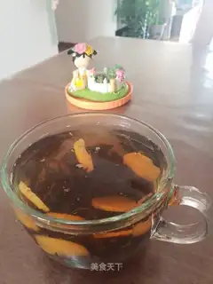 Red tea, ginger tea