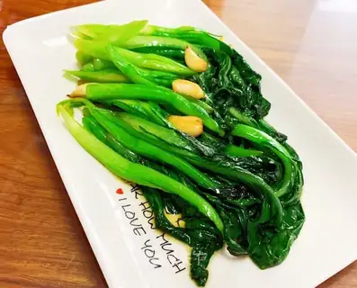 Garlic Cantonese