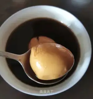 Oglywood dates boiled eggs