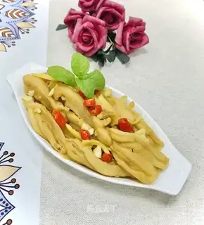 It's a cold, boneless duck
