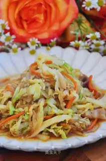 A caterer fan