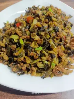 Meat and sour sauce