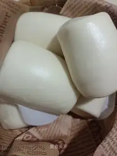 Slice the buns