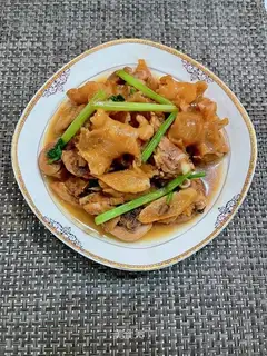 Plum chicken