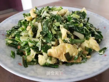 Onion fried eggs