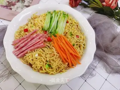 Splendid noodles