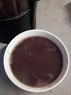 Three-colour rough rice paste
