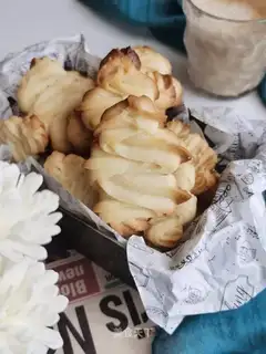 Lemon Vienna cookies