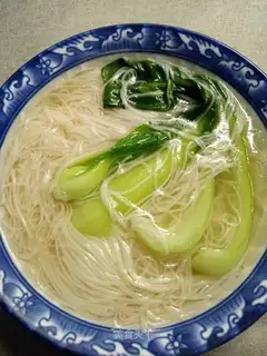 Noodle soup