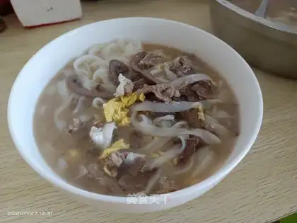 Hot noodles