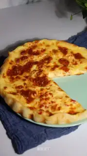 A chicken pizza in Orleans