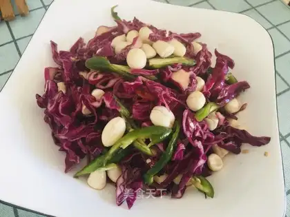 Peanut purple kale