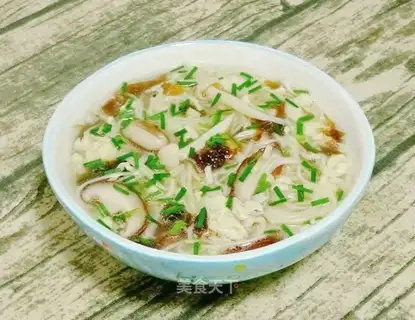 Egg noodles