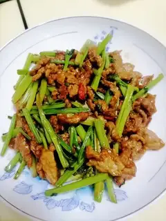Celery fried meat