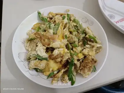 Onion fried eggs