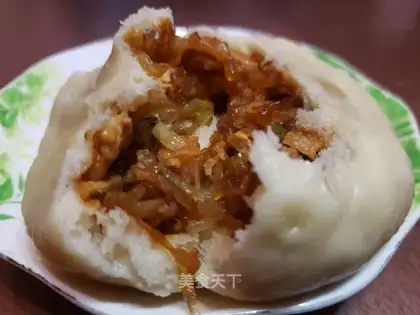 A tofu toad bun