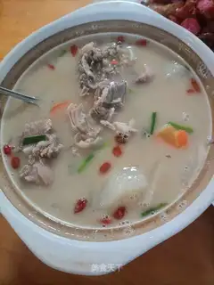 Fish and sheep soup