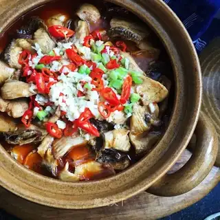 Spicy black fish tofu