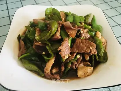 Chili fried meat