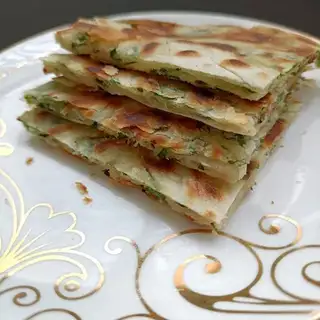 Onion cakes