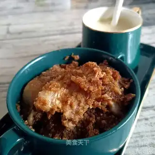 The powder's back in the pot